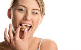 9 способів зняти підвищену чутливість зубів