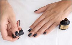 How to make a matte manicure effortlessly