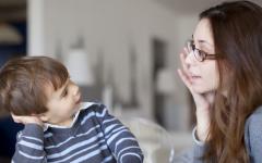 The child stutters: what is the reason and what to do?