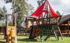 Crafts for the playground: we equip the children's area of ​​​​the site with homemade products