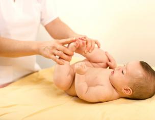 A complete list of all the doctors that a baby must undergo in the first year of life by months